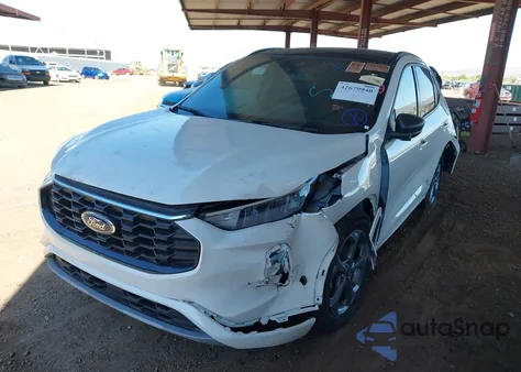 2023 Ford Escape St-Line from USA, damaged, VIN 1FMCU0MN4PUB15819